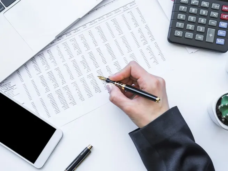 Financial Reporting Image